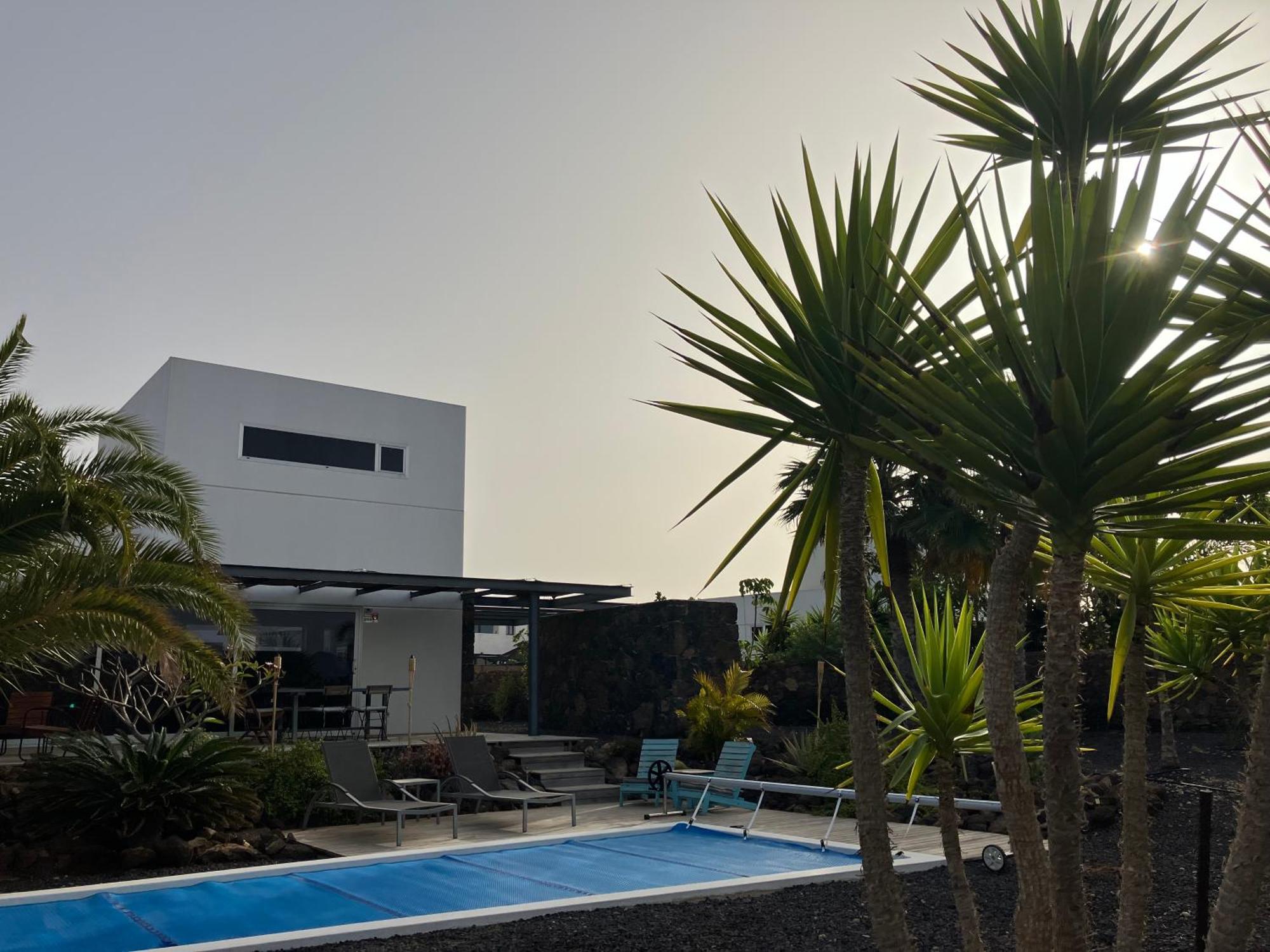 Majanicho Rock - Villa With Heated Pool Lajares Exterior foto