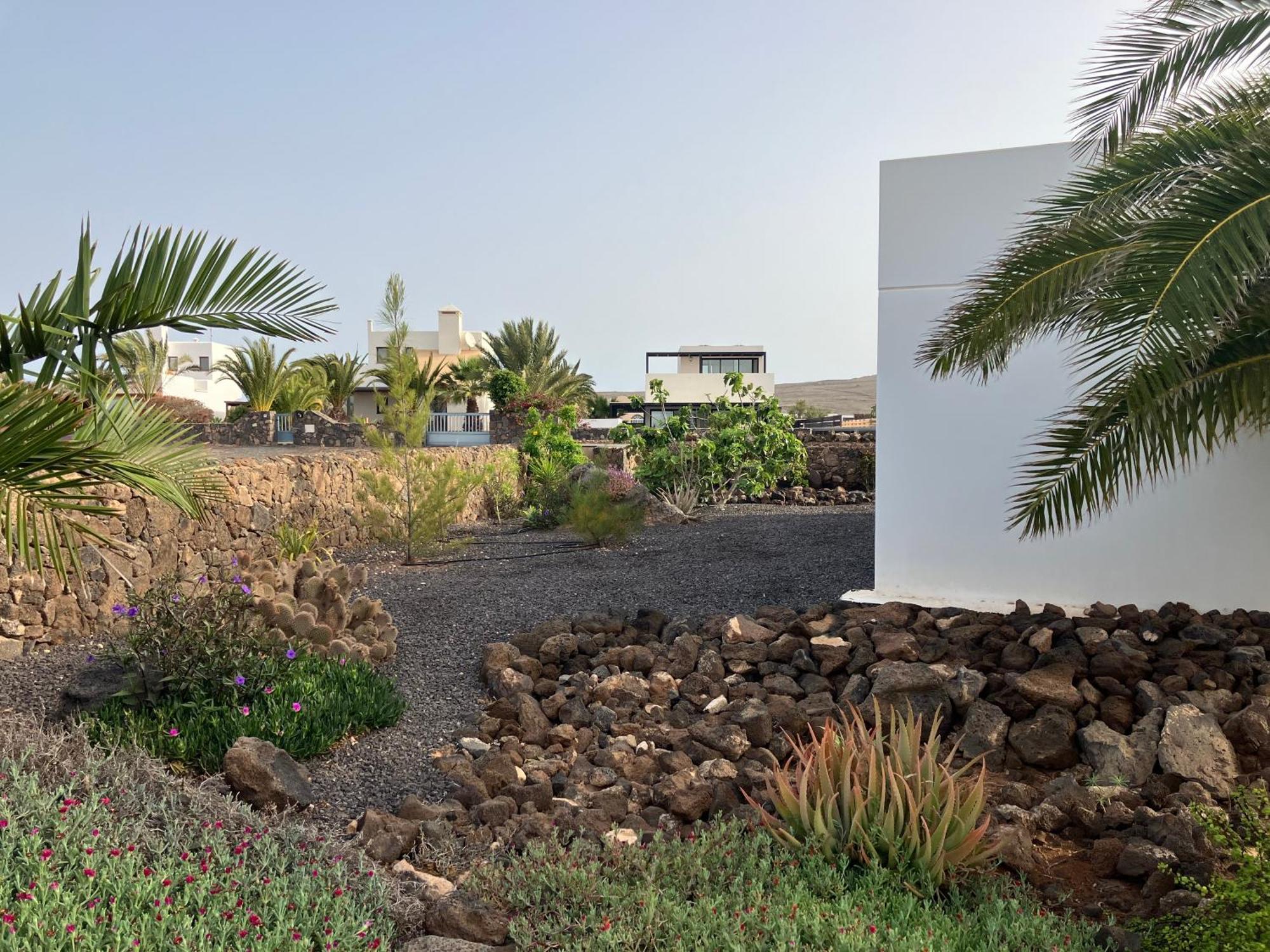 Majanicho Rock - Villa With Heated Pool Lajares Exterior foto