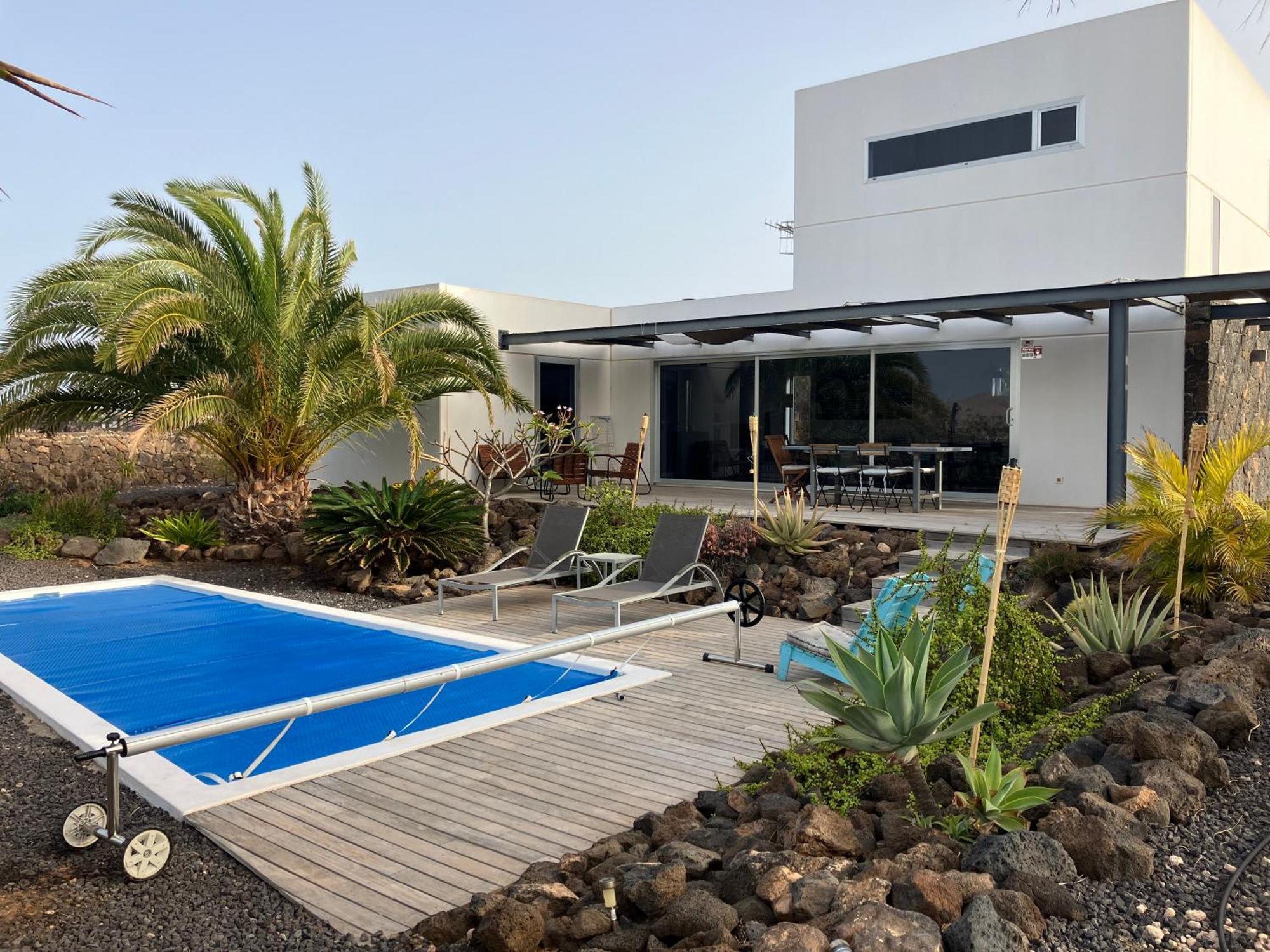 Majanicho Rock - Villa With Heated Pool Lajares Exterior foto